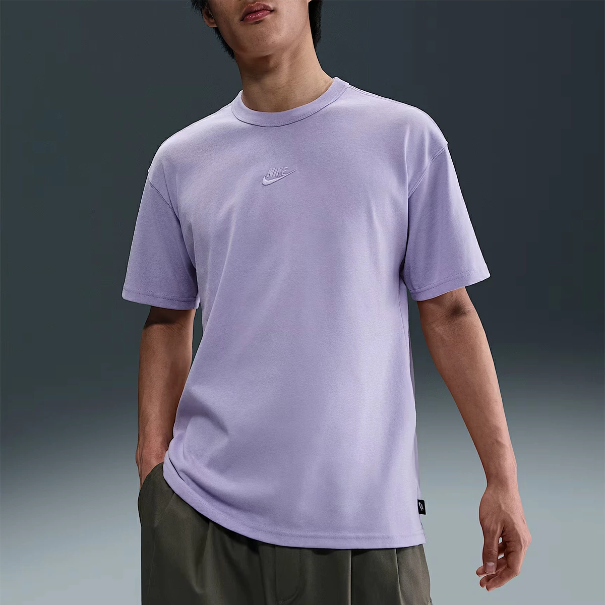 Nike Sportswear Premium Essentials Sustainable T-Shirt